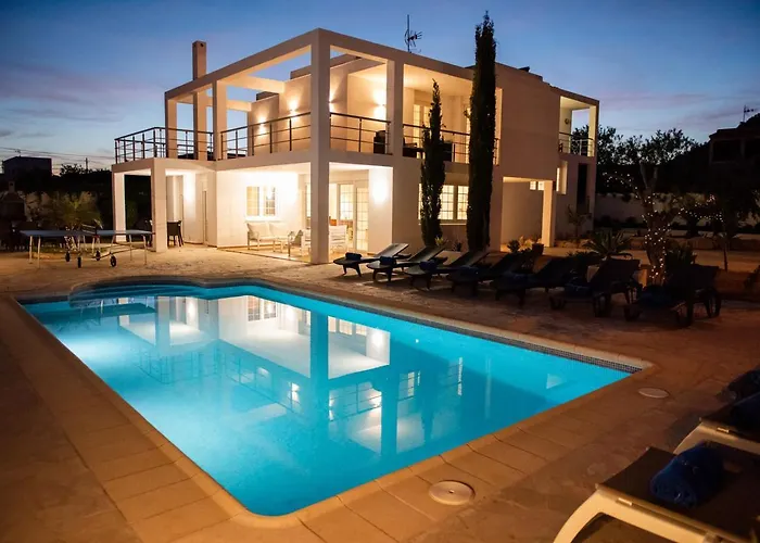 Villa In Playa Den Bossa, 5 Min Supermarketbbq